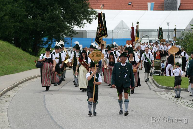 157 Kirchenzug.JPG